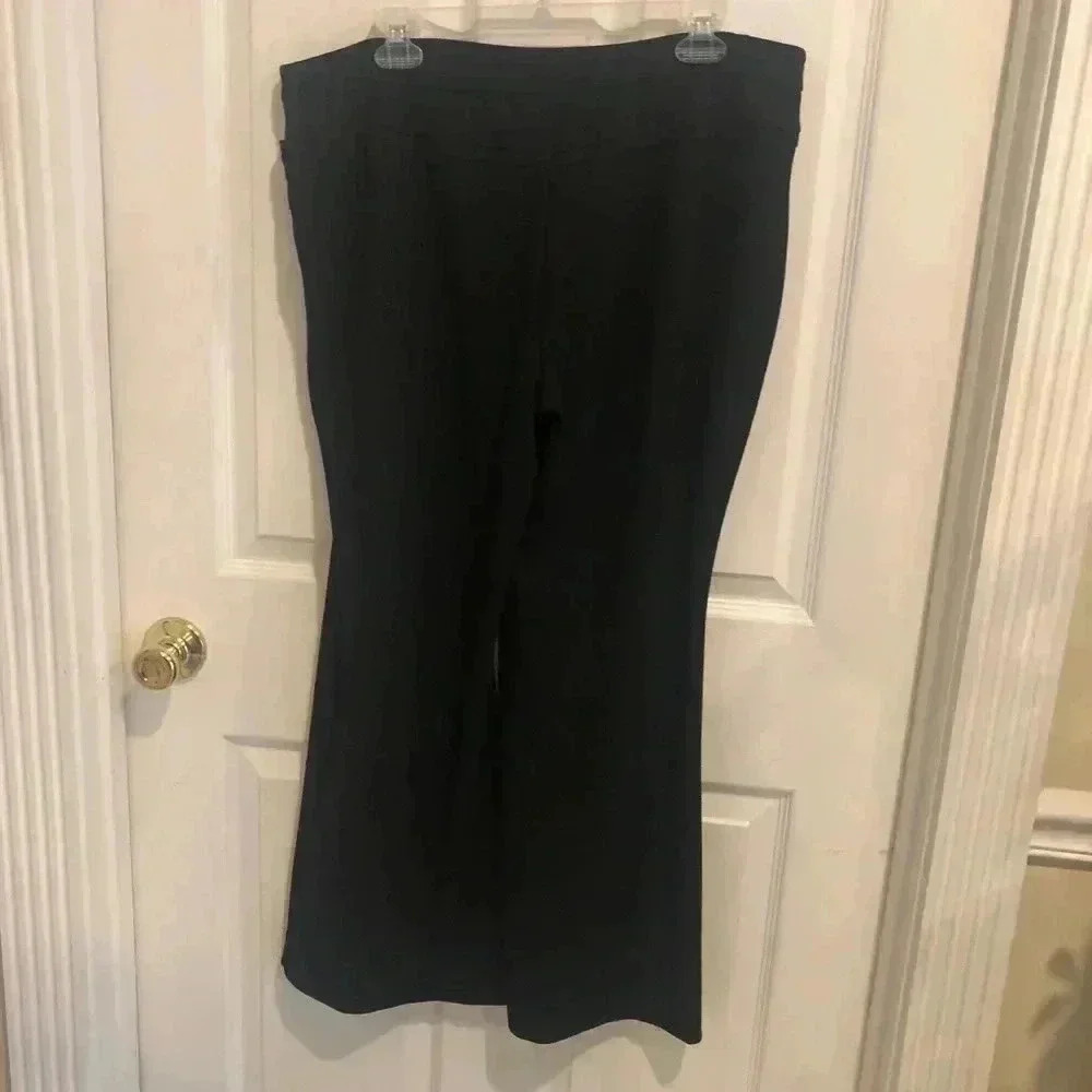 Newt York and company stretch /black /xlg
